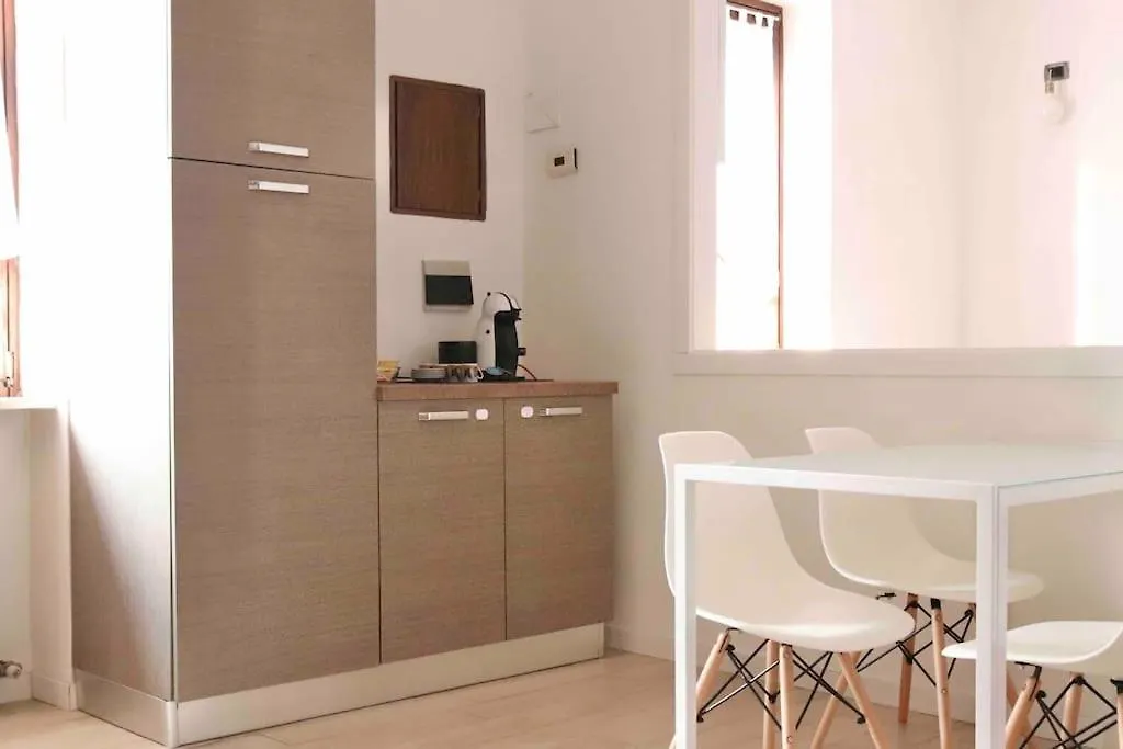 Chic And Comfortable Apartment In Verona